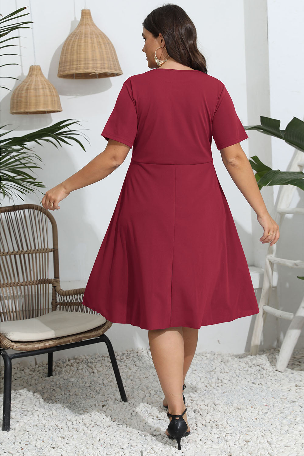 Plus Size Round NeckMidi Dress
